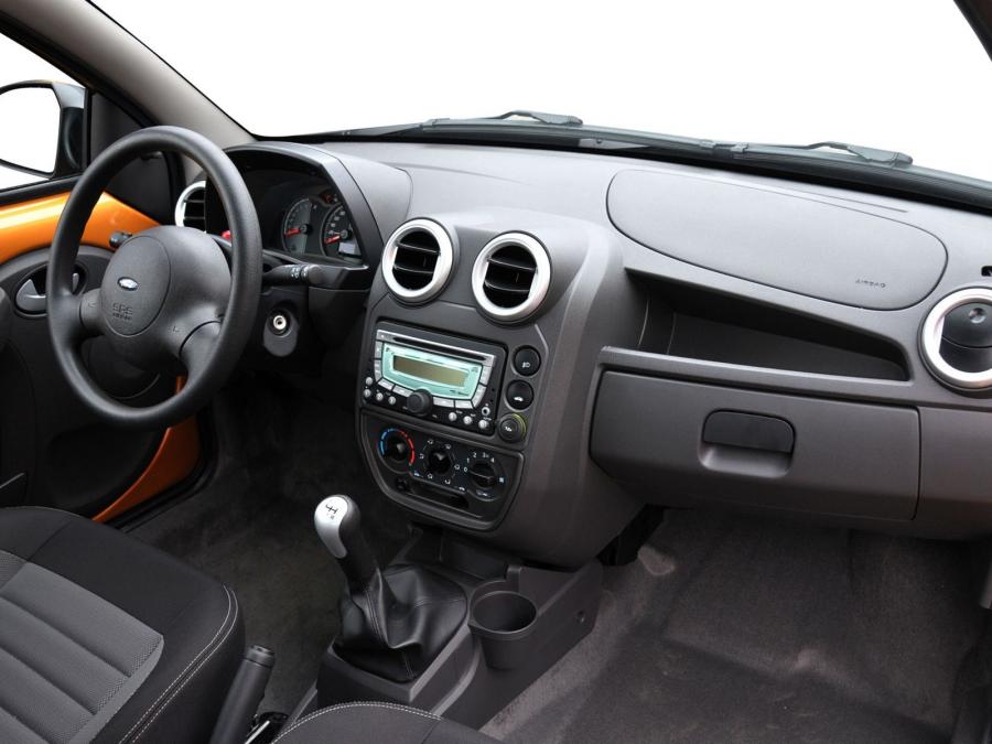  Ford Ka Sport 2011 года  (BR) (фото 7 из 10)